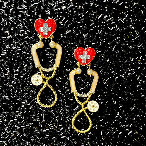 Stethoscope Earrings Calling all medical Personnel - Picture 1 of 16